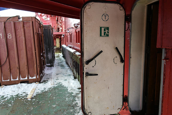 Александр Плетнёв - Эпохи холст заиндевелый - мазком багровой кисти...