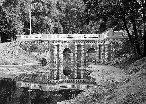 Сборник статей - Прогулки по Москве