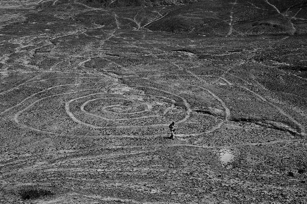 Андрей Скляров - Наска: гигантские рисунки на полях