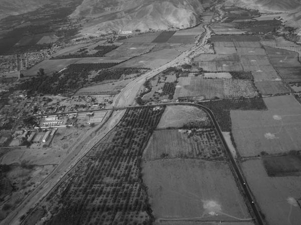 Андрей Скляров - Наска: гигантские рисунки на полях