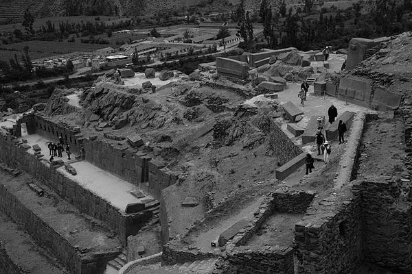 Андрей Скляров - Наска: гигантские рисунки на полях