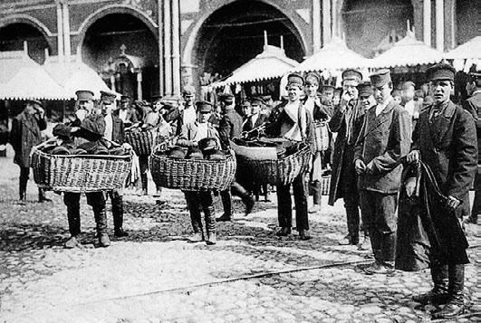 Сборник статей - Прогулки по Москве