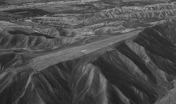 Андрей Скляров - Наска: гигантские рисунки на полях