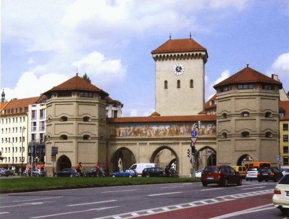 Ольга Афанасьева - Мюнхен: кирхи, пиво" заговоры и безумные короли