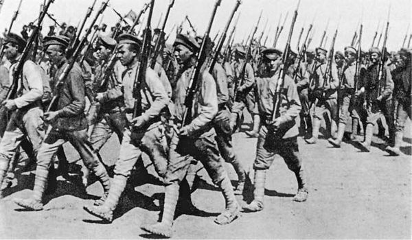 Петр Дейниченко - Красная эпоха. 70-летняя история СССР