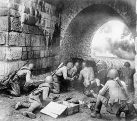 Петр Дейниченко - Красная эпоха. 70-летняя история СССР