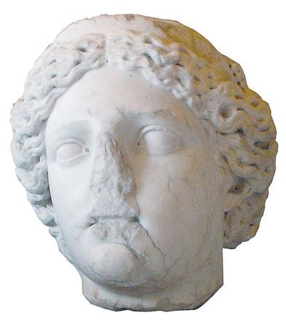 Нина Молева - В саду времен