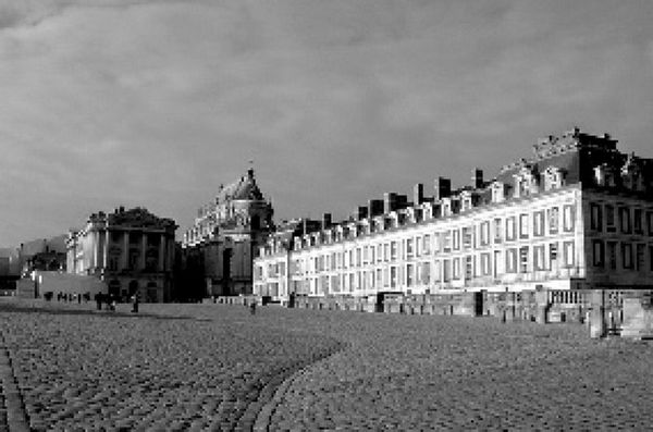 Ги Бретон - Версаль на двоих. Книга о галантной любви Короля-Солнца и...