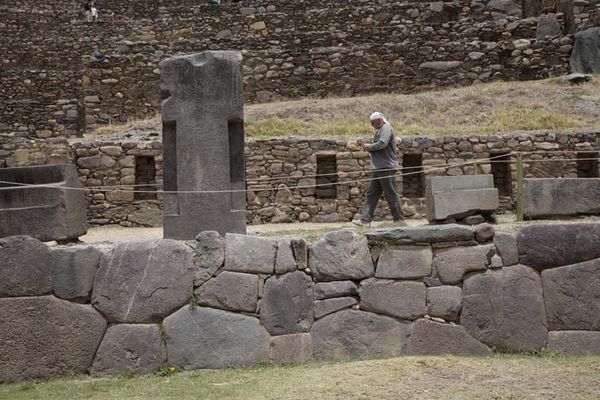 Андрей Скляров - Обитаемый остров Земля