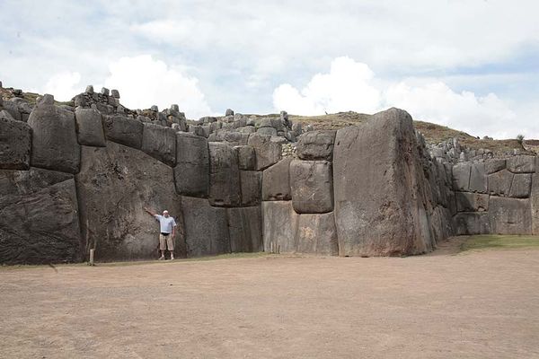 Андрей Скляров - Обитаемый остров Земля