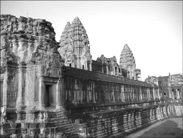 Надежда Ионина - 100 великих чудес света