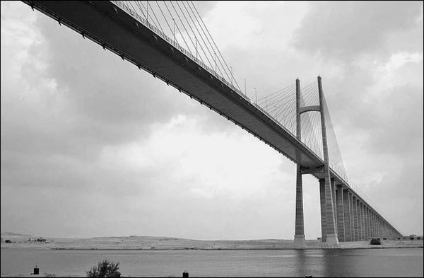 Надежда Ионина - 100 великих чудес света