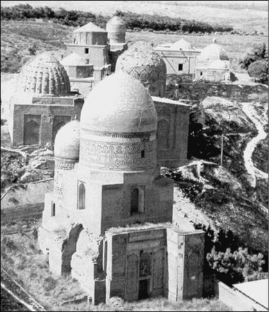 Надежда Ионина - 100 великих чудес света