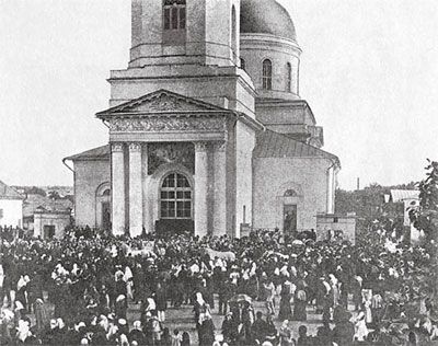 Елена Мусорина, Сергей Выстрелков - Храм во имя святых мучеников Флора и Лавра...