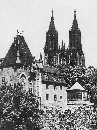 Надежда Ионина - 100 великих замков