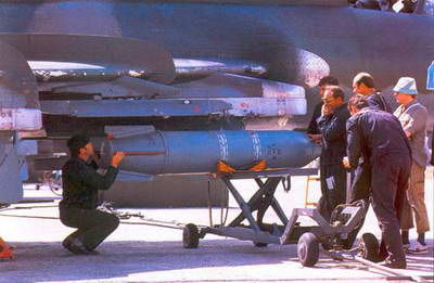 Владимир Ильин - Штурмовики и истребители-бомбардировщики