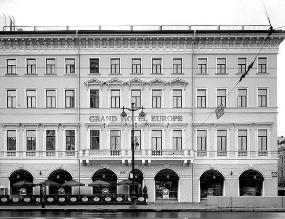 Людмила Кирикова, Ольга Петрова и др. - Невский проспект. Дом за домом