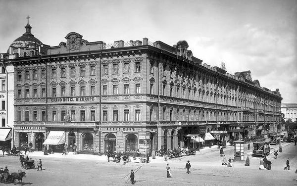 Людмила Кирикова, Ольга Петрова и др. - Невский проспект. Дом за домом