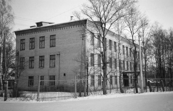 Евгений Гаврилин - Первая площадка (полигонные зарисовки)