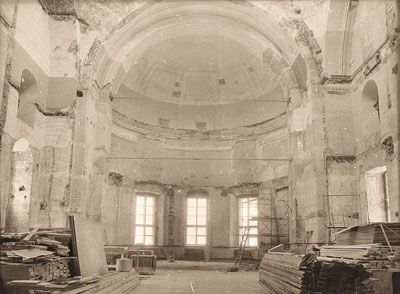 Елена Мусорина, Сергей Выстрелков - Храм во имя святых мучеников Флора и Лавра...