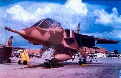 Владимир Ильин - Штурмовики и истребители-бомбардировщики