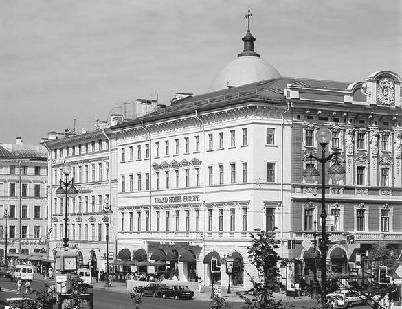 Людмила Кирикова, Ольга Петрова и др. - Невский проспект. Дом за домом