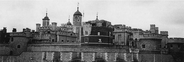 Надежда Ионина - 100 великих замков