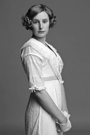 Елена Первушина - Аббатство Даунтон. История гордости и предубеждений