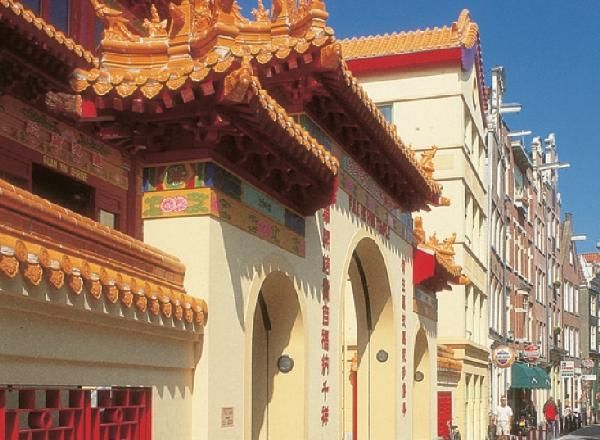 Бертольд Шварц, Ингола Ламмерс и др. - Амстердам. Путеводитель