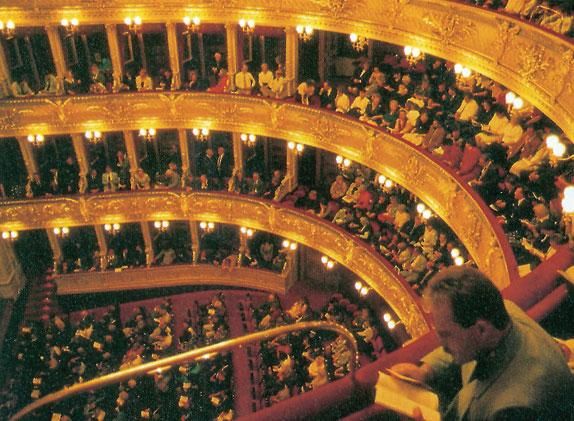 Керстин Миклица, Бернд Грушвиц и др. - Прага. Путеводитель