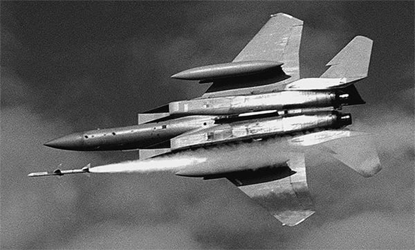 Станислав Славин - 100 великих тайн космонавтики