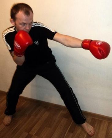 Евгений Казакеев - Как стать кикбоксером, или 10 шагов к безопасности