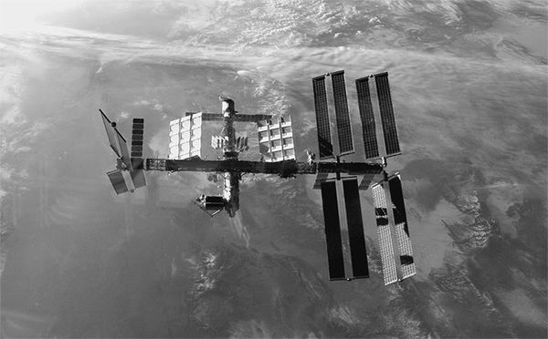 Станислав Славин - 100 великих тайн космонавтики