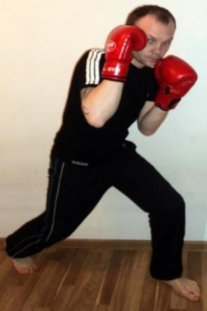 Евгений Казакеев - Как стать кикбоксером, или 10 шагов к безопасности