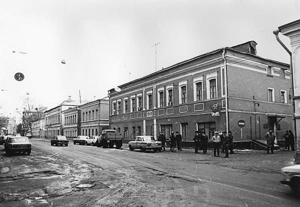 Денис Дроздов - Большая Ордынка. Прогулка по Замоскворечью