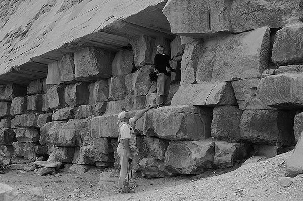 Андрей Скляров - Пирамиды: загадки строительства и назначения