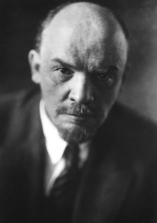 Валентин Сахаров - На распутье