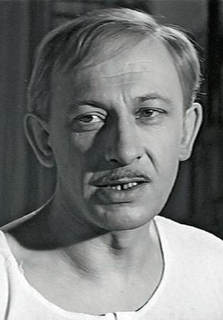 Александр Кожевников - Крылатые фразы и афоризмы кино