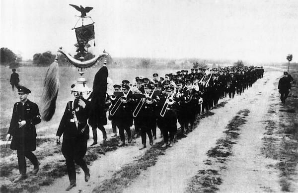 Константин Залесский - СС. Охранные отряды НСДАП