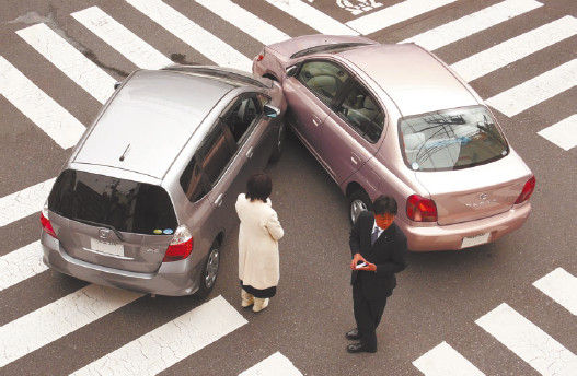 Алексей Громаковский - Ошибки начинающих автомобилистов. Советы бывалых