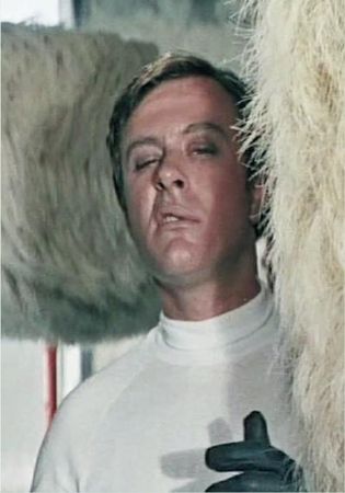 Александр Кожевников - Крылатые фразы и афоризмы кино