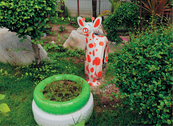 Юрий Подольский - Мебель и садовые украшения из автомобильной резины