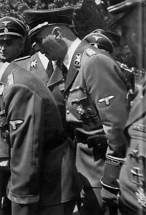 Константин Залесский - СС. Охранные отряды НСДАП