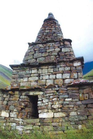 Амри Шихсаидов - Дагестанские святыни. Книга третья