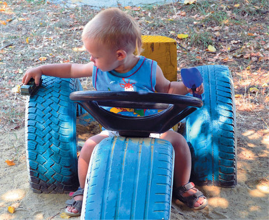 Юрий Подольский - Мебель и садовые украшения из автомобильной резины