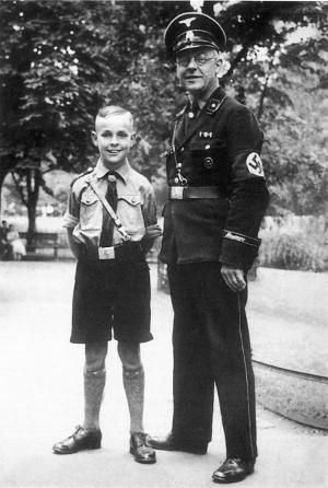 Константин Залесский - СС. Охранные отряды НСДАП