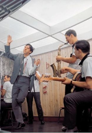 Александр Кожевников - Крылатые фразы и афоризмы кино