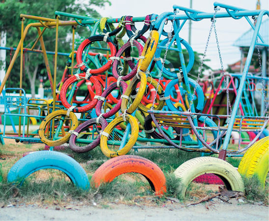 Юрий Подольский - Мебель и садовые украшения из автомобильной резины