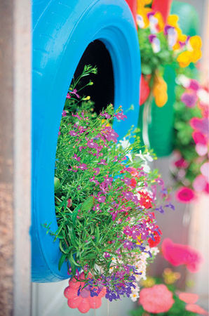 Юрий Подольский - Мебель и садовые украшения из автомобильной резины