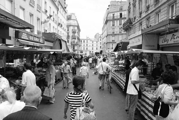 Владимир Большаков - Кофе и круассан. Русское утро в Париже